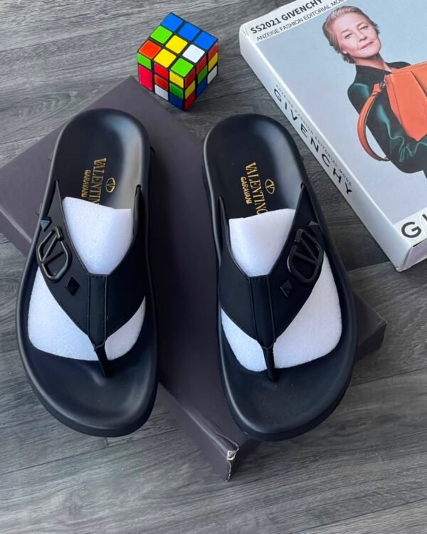 Black Thong Sandals