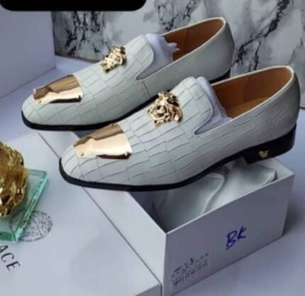 Gold Medusa Emblem Gold Toe Cap Luxury Shoes