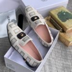 Gold Studs Medusa Emblem Designer Shoes