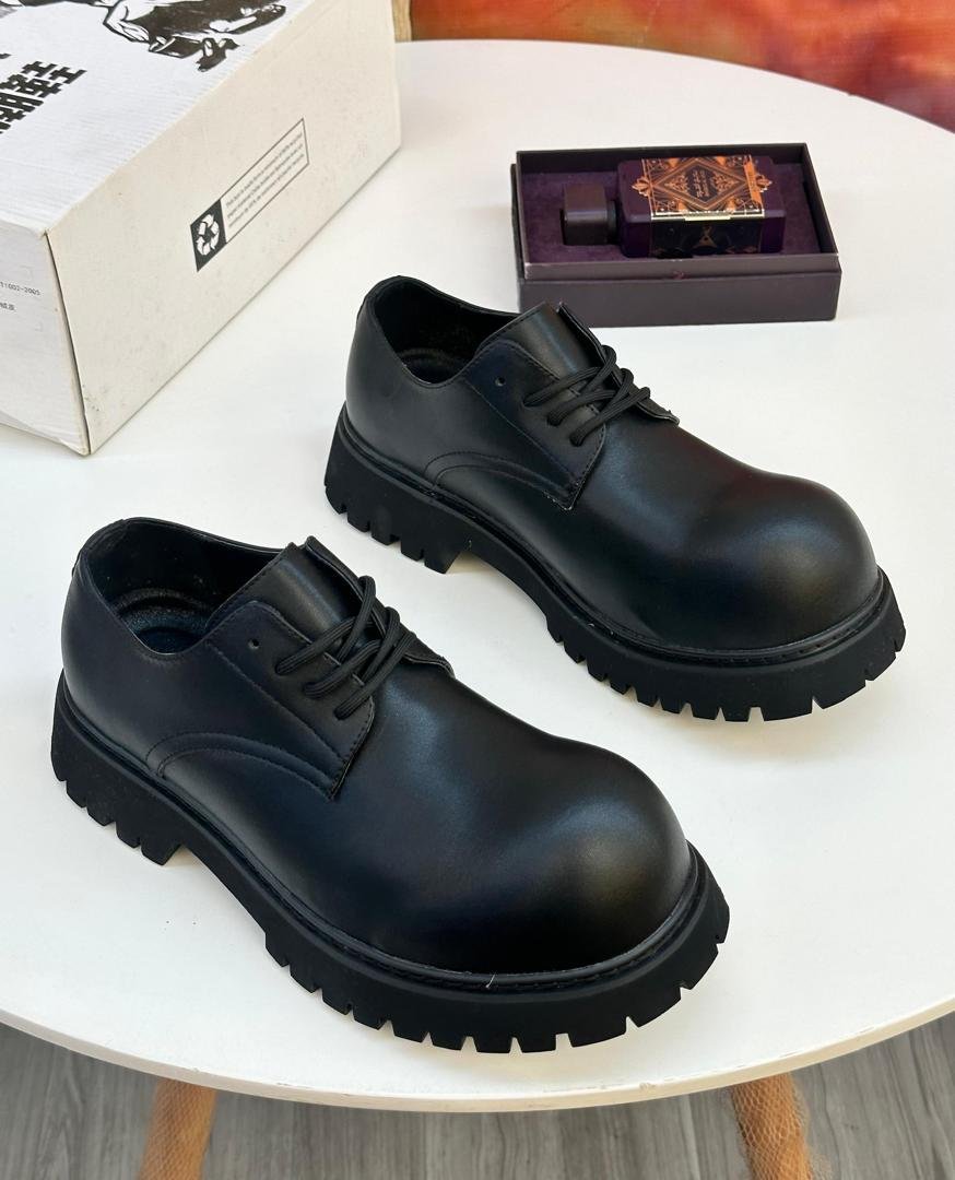 Hancheon Extra Round Toe Derby Shoes Hancheon Extra Round Toe Derby Shoes