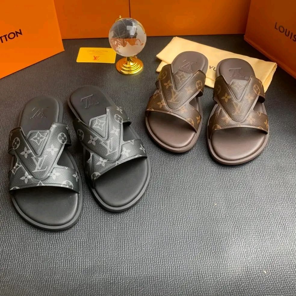 Oasis Mules Interlaced LV Motif Luxury Sandals Oasis Mules Interlaced LV Motif Luxury Sandals
