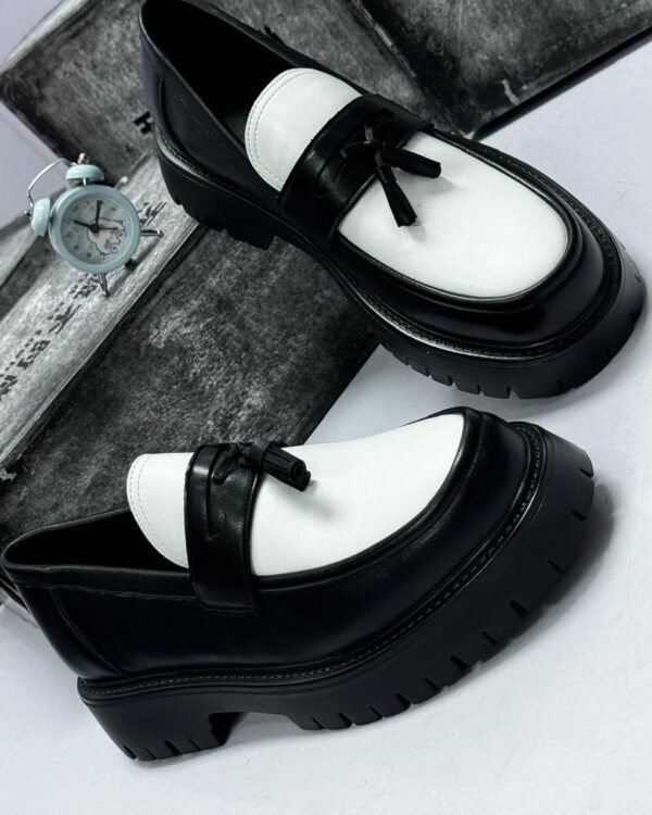 SHEIN British Style Tassel Loafers