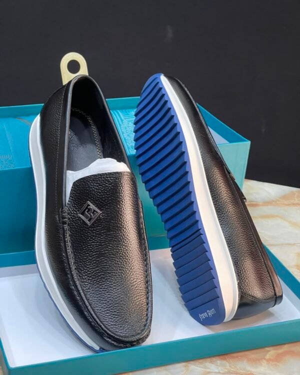 Steve Riot Black Textured Leather Loafers