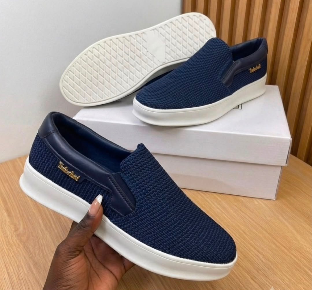 Clarks Blue Slip-On Sneakers Clarks Blue Slip-On Sneakers