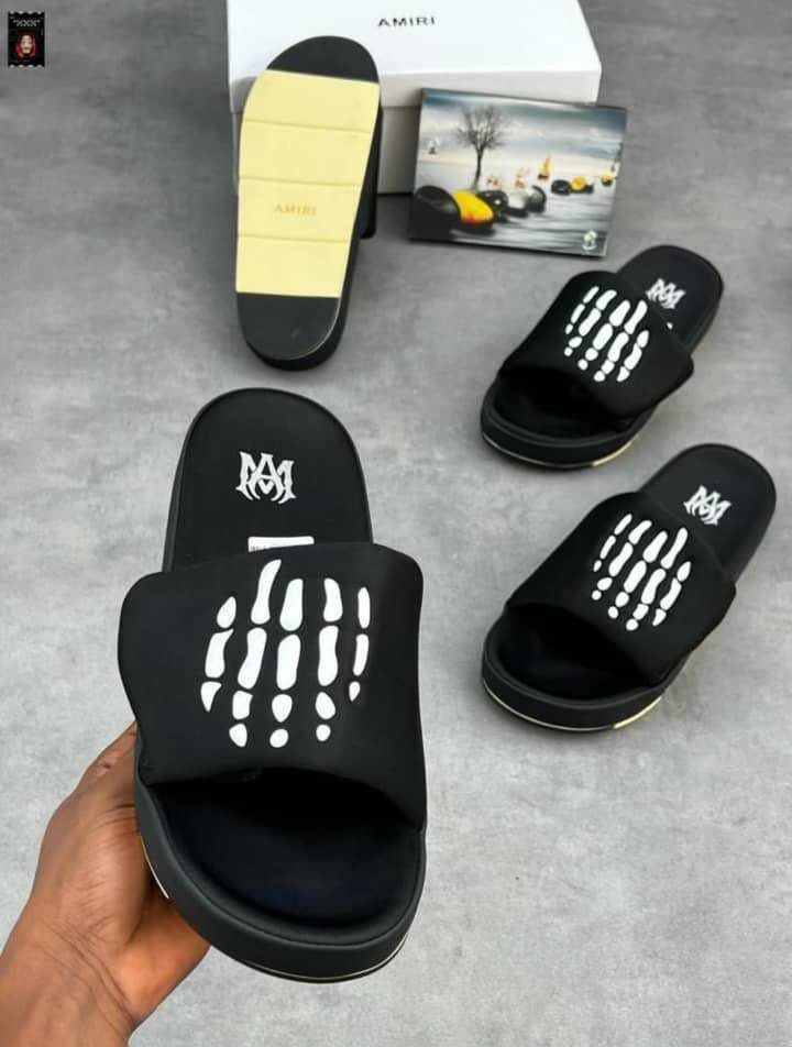Amiri Black Skeleton Hand Graphic Pool Slides Amiri Black Skeleton Hand Graphic Pool Slides