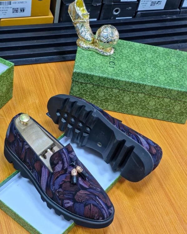 Gucci Patterned Jacquard Tassel Loafers