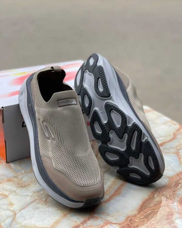 Skechers GOrun Slip On Trainers