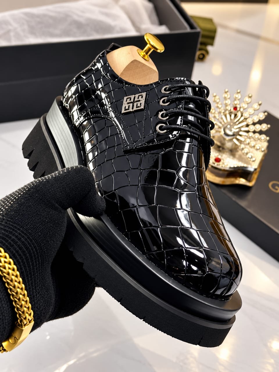 Mens Black Crocodile Embossed Lace Up Dress Shoes Mens Black Crocodile Embossed Lace Up Dress Shoes