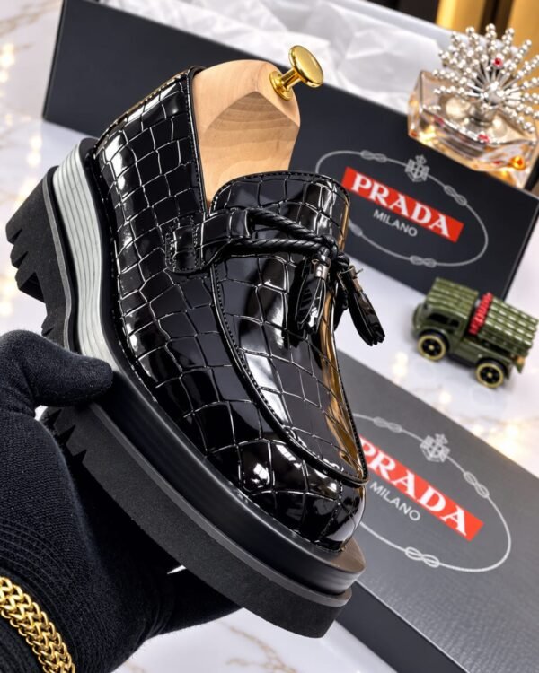Mens Black Crocodile Pattern Patent Leather Chunky Sole Loafers